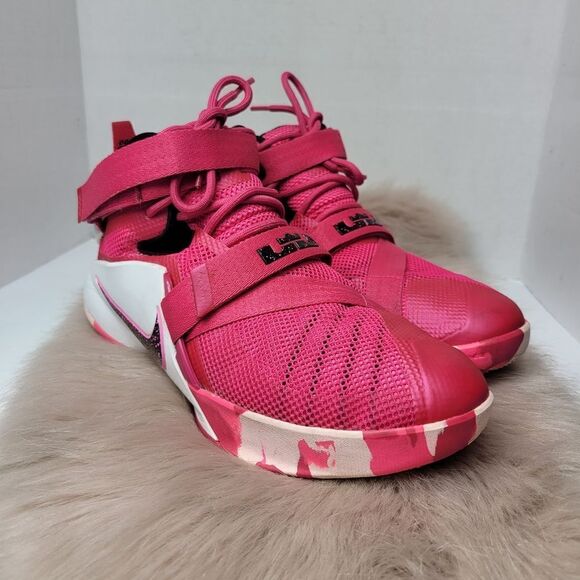 Nike Lebron Soldier 9 IX Pink White749417-601 Breast Cancer BCA Mens Size 7 - Picture 1 of 10